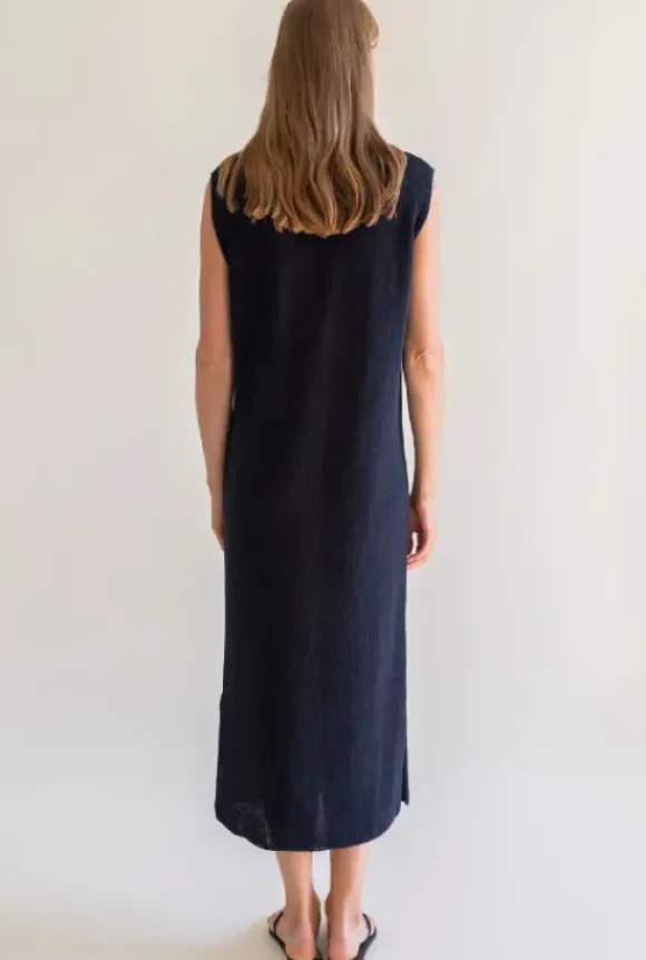 Gauhar - pellavamekko v-kaula-aukolla, navy